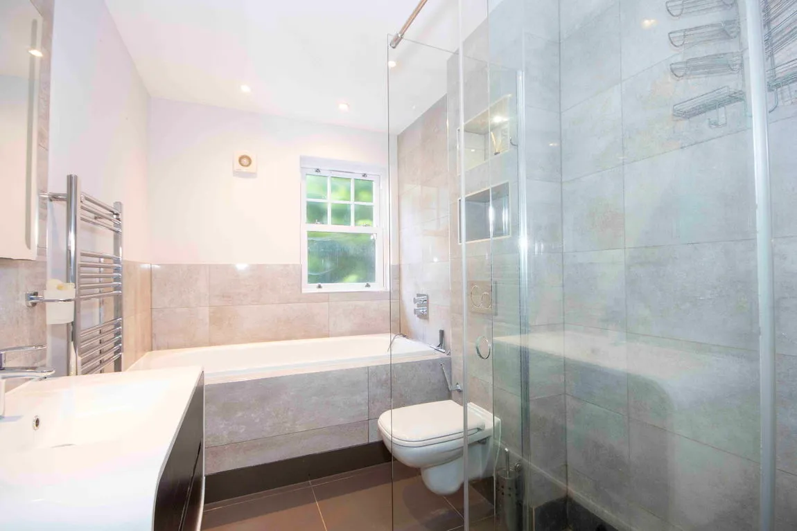 Shire Lane, Chorleywood, WD3, photo 19