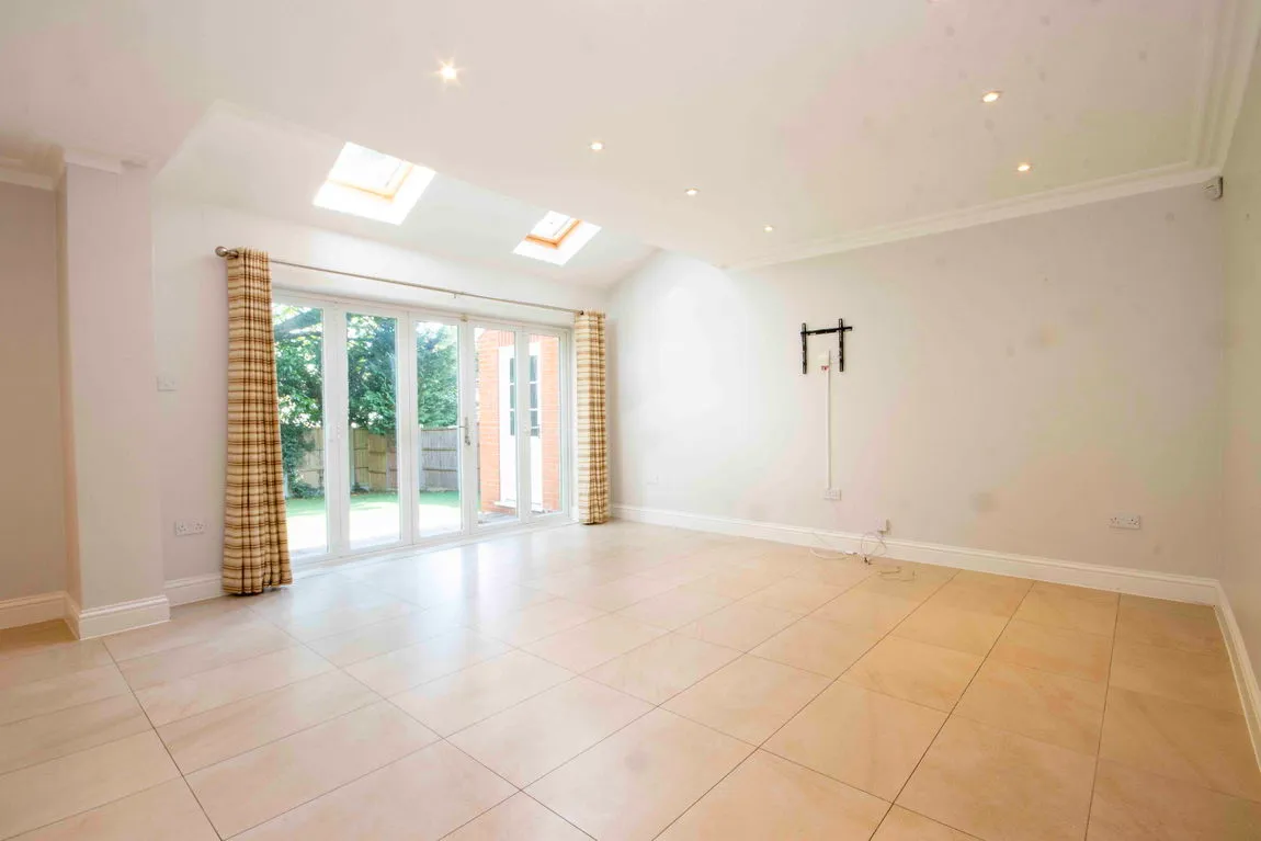 Shire Lane, Chorleywood, WD3, photo 6