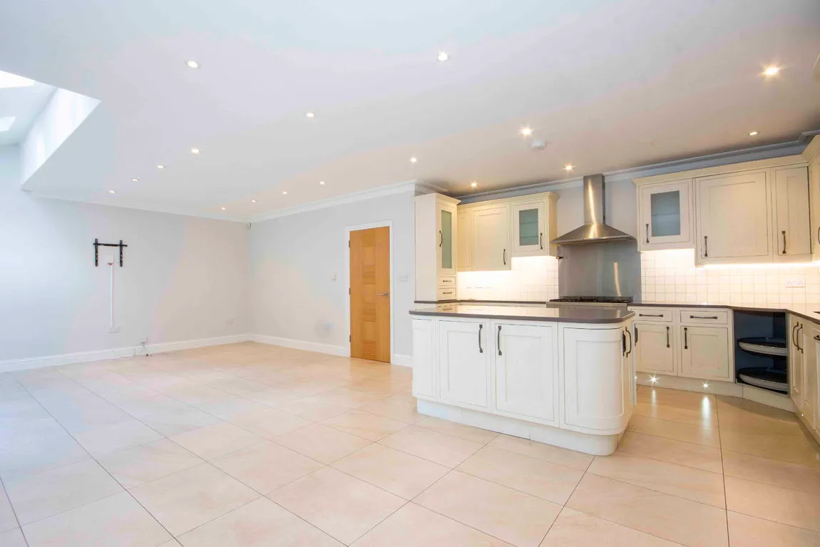 Shire Lane, Chorleywood, WD3, photo 8