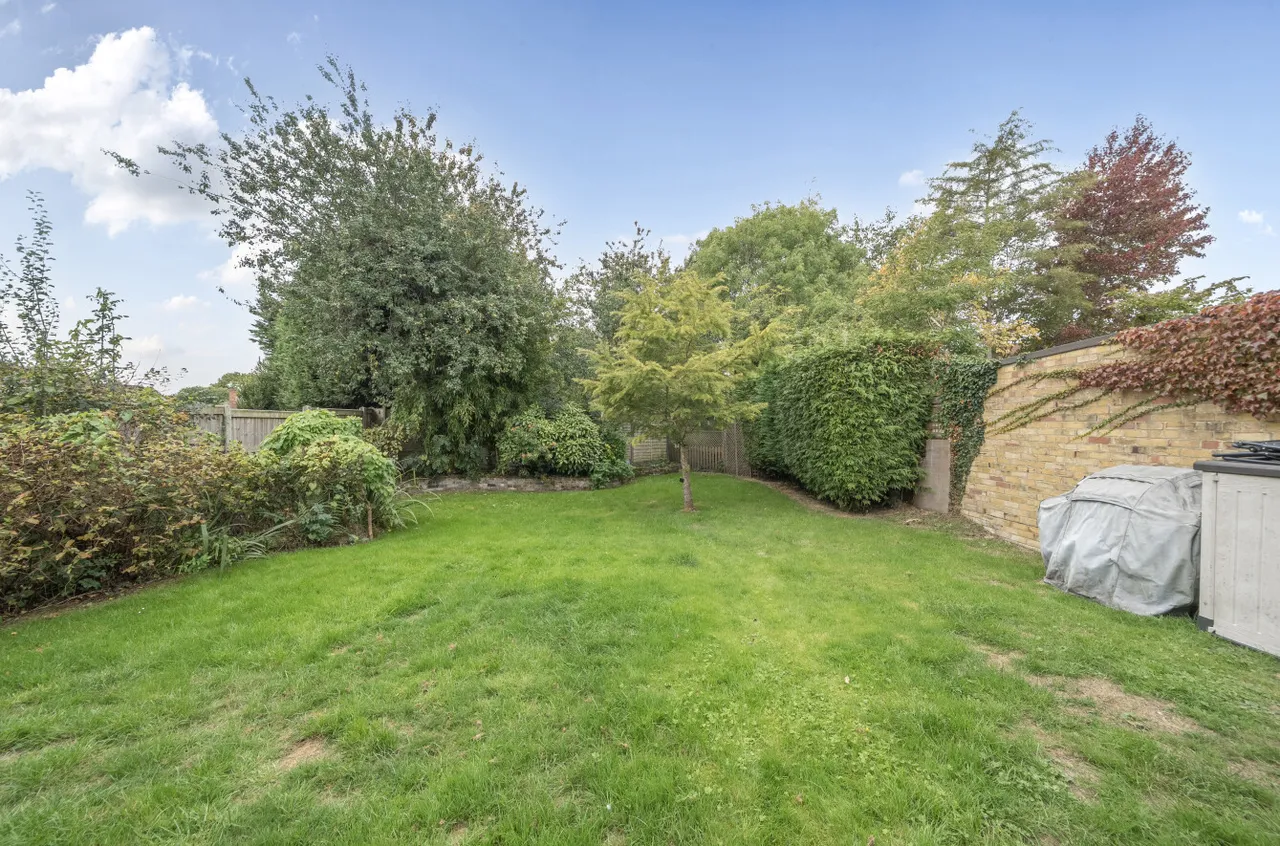 Jenner Drive, West End, Woking, Surrey, GU24 9HU, photo 10
