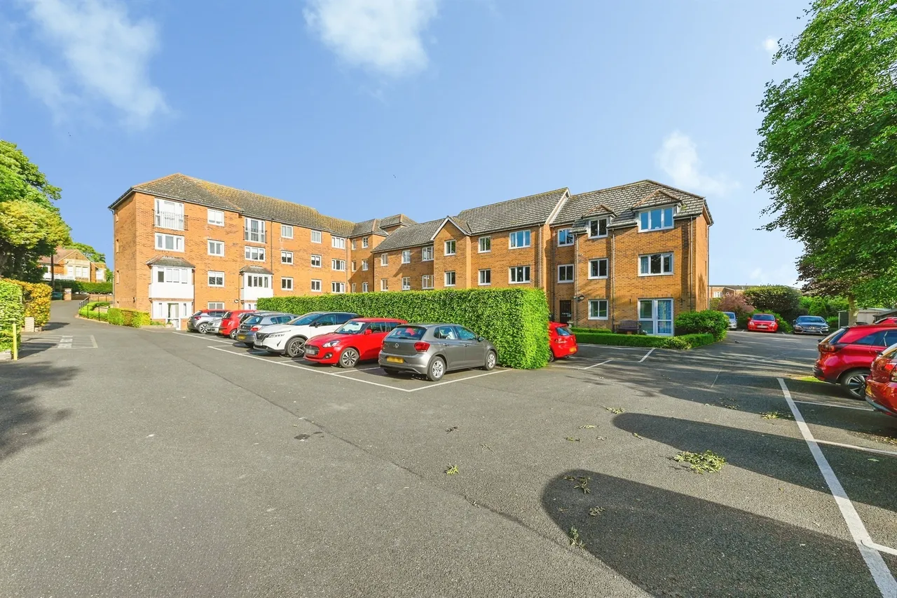 Lyndhurst Court, Hunstanton, PE36, photo 18