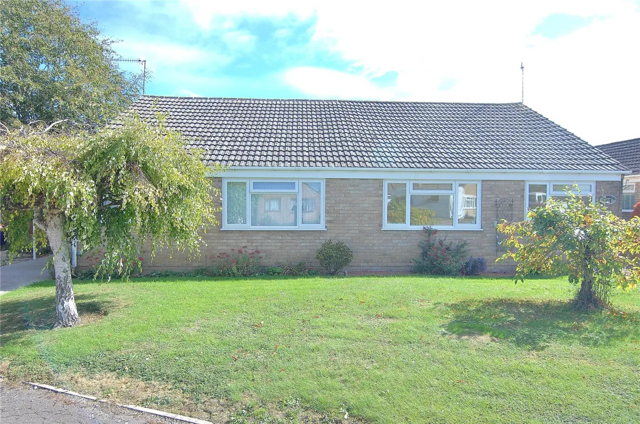 Dozule Close, Leonard Stanley, GL10, photo 14