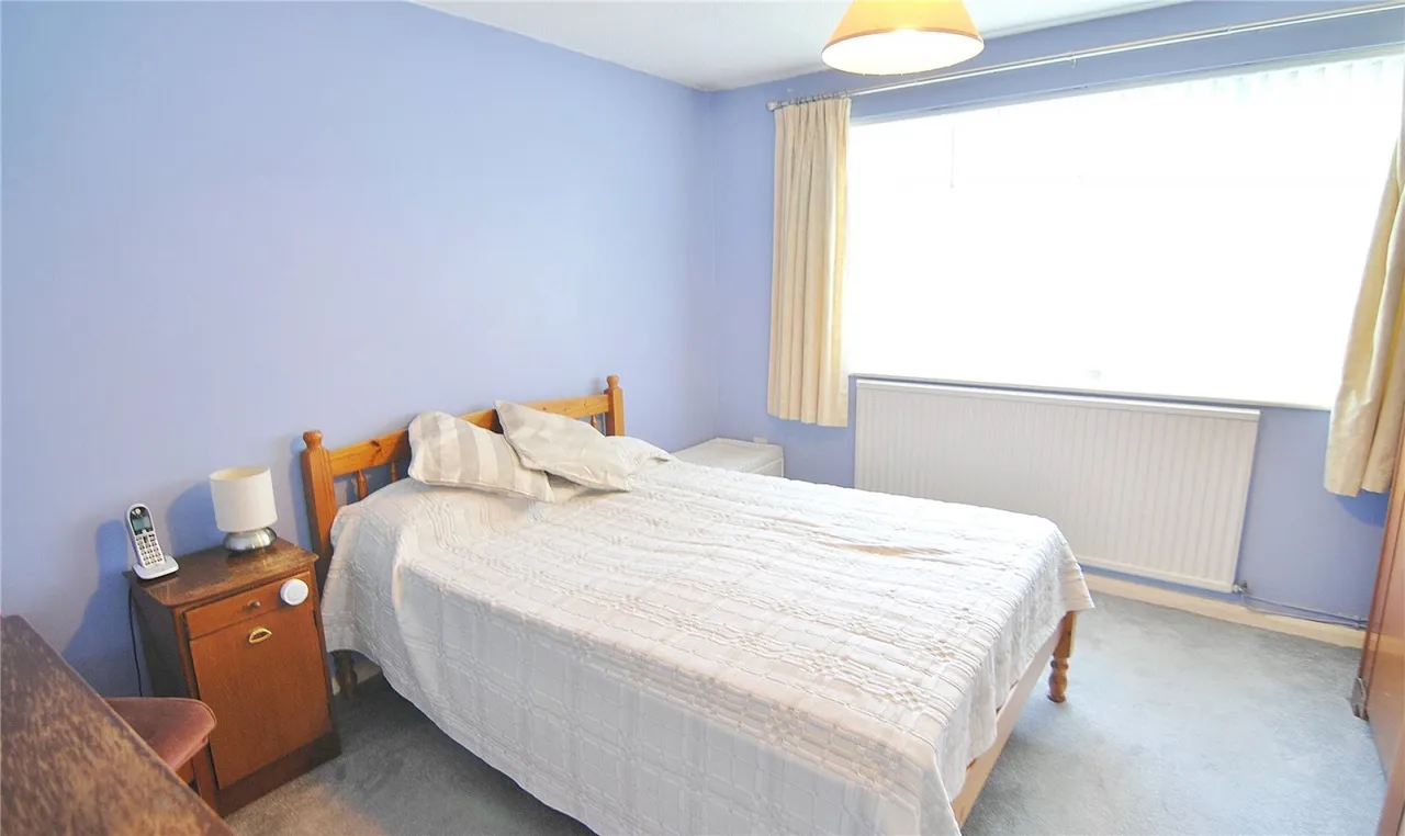 Dozule Close, Leonard Stanley, GL10, photo 6