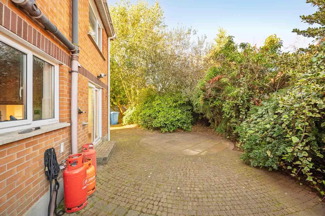 Stratford Gardens, bangor, BT19, photo 13