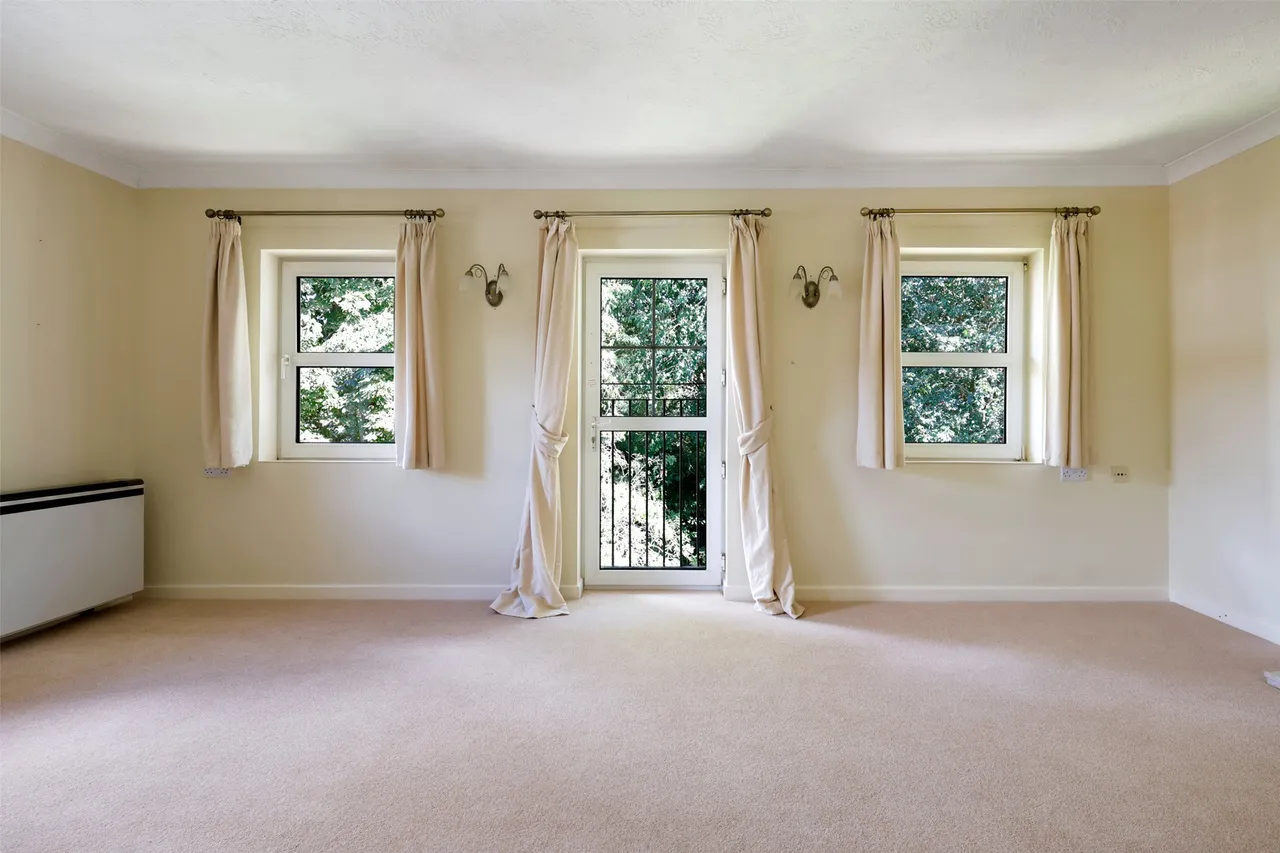 Roebuck Close, Reigate, RH2, photo 10