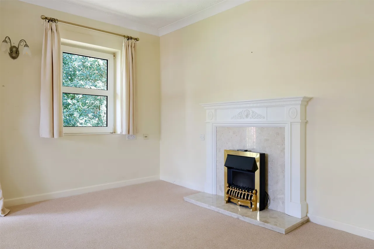 Roebuck Close, Reigate, RH2, photo 8