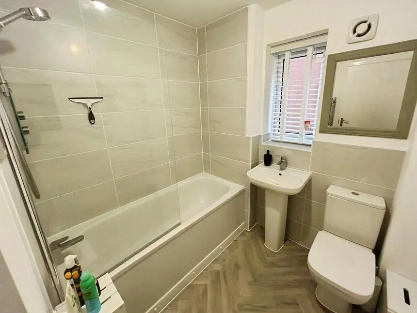 Baily Road, Stonebow Village, LE12, photo 10