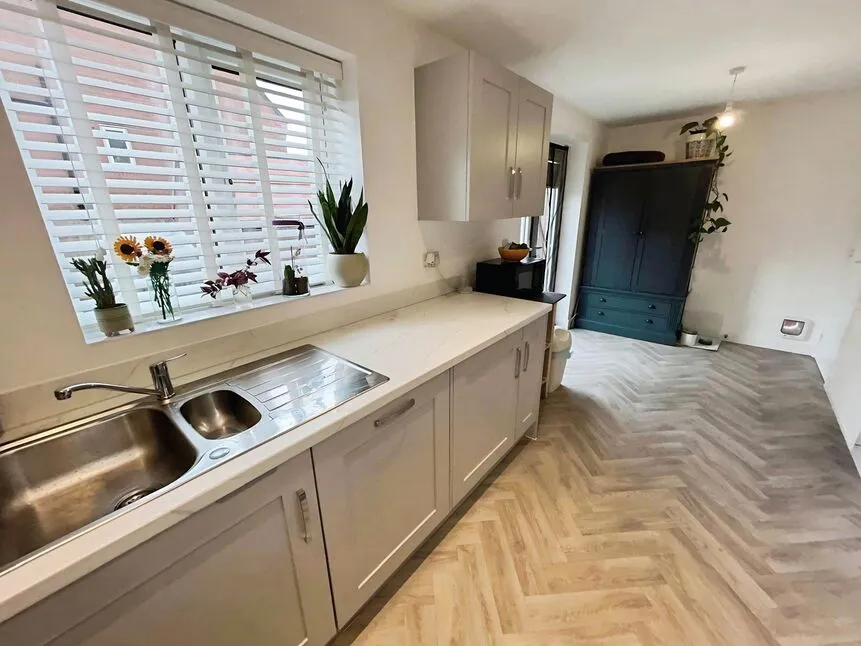 Baily Road, Stonebow Village, LE12, photo 8