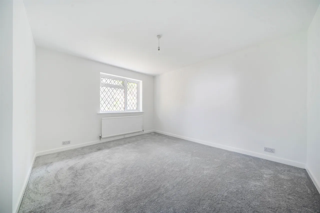 Taff Vale Estate, Edwardsville, CF46, photo 17