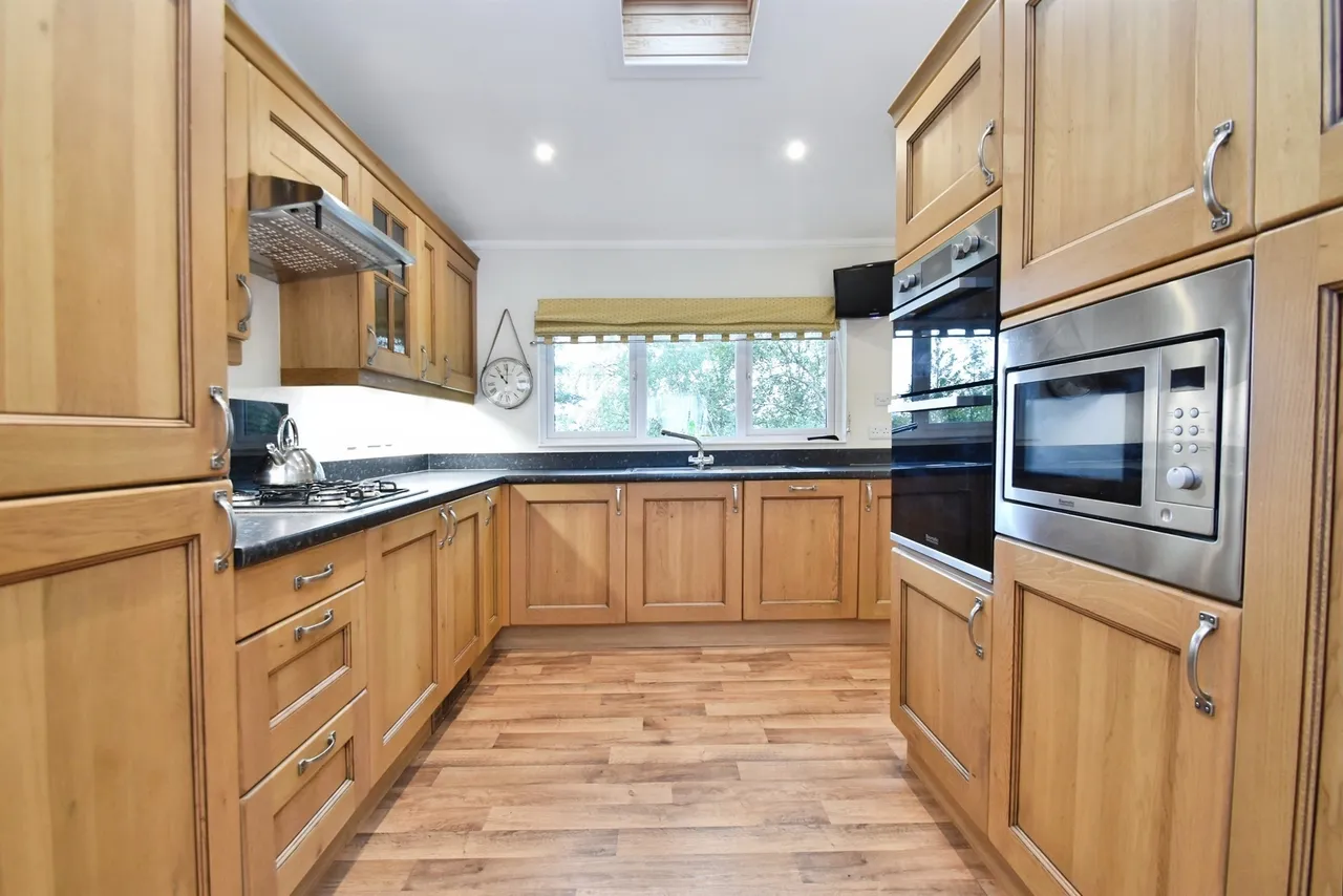 Reynard Crag Lane, Harrogate, HG3, photo 3