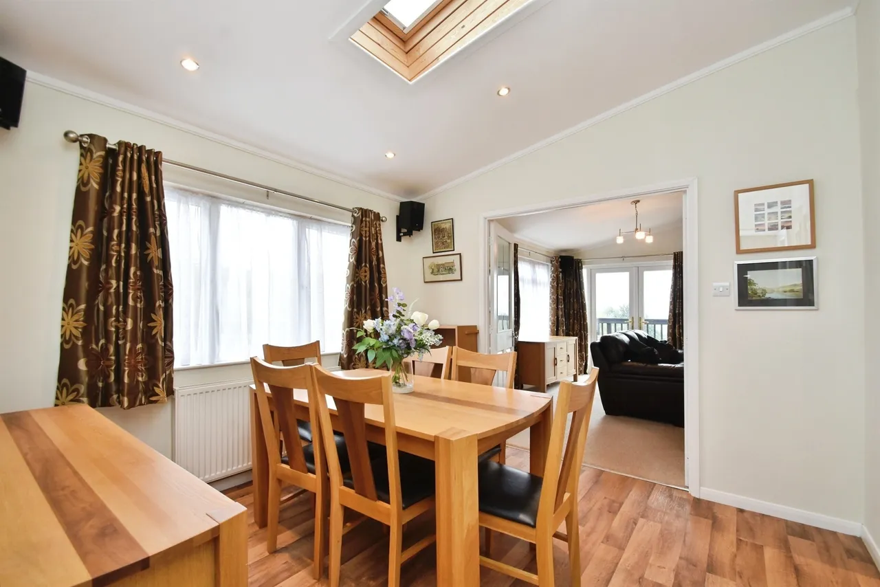 Reynard Crag Lane, Harrogate, HG3, photo 4