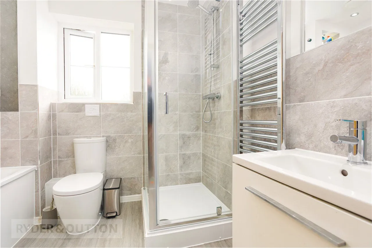 Matthew Fold Way, Chadderton, OL9, photo 16