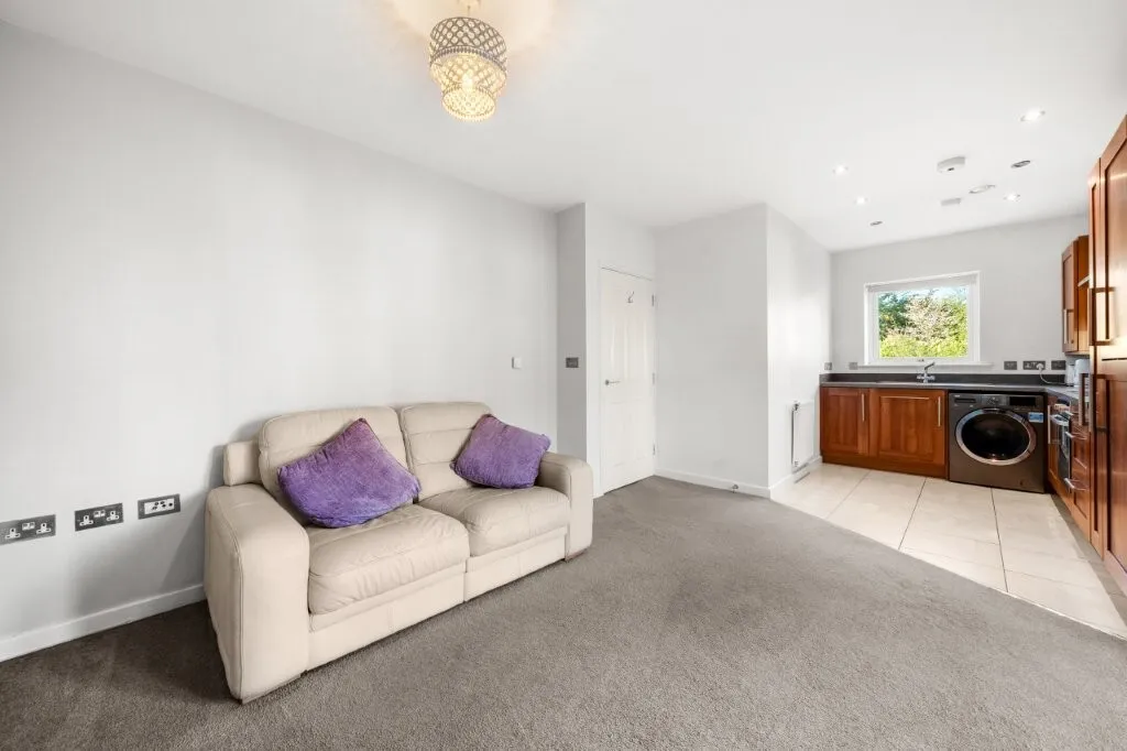 Strawberry Fields, Addlestone, KT15, photo 13