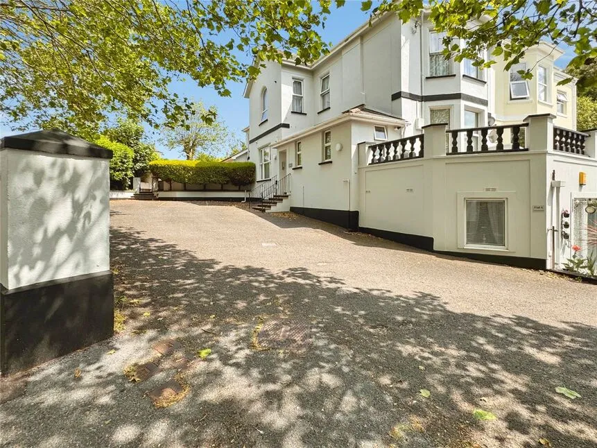 1 bed flat for sale — Thurlow Road, Torquay, Devon, TQ1
