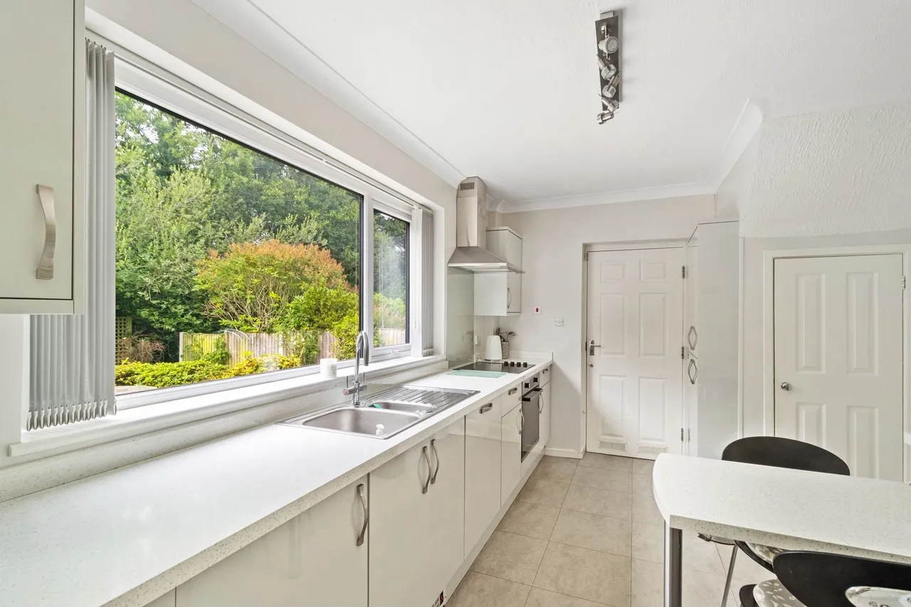 Laurel Bank, Grappenhall, Warrington, WA4 2SF, photo 5