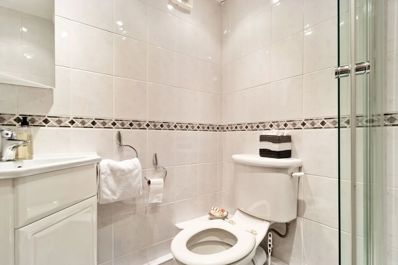 Laurel Bank, Grappenhall, Warrington, WA4 2SF, photo 14