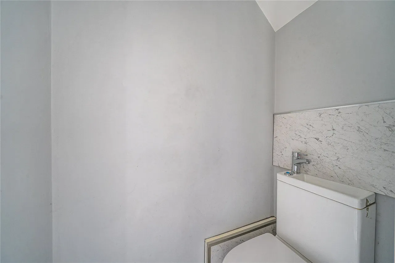 Bower Avenue, Wardle, OL12, photo 6