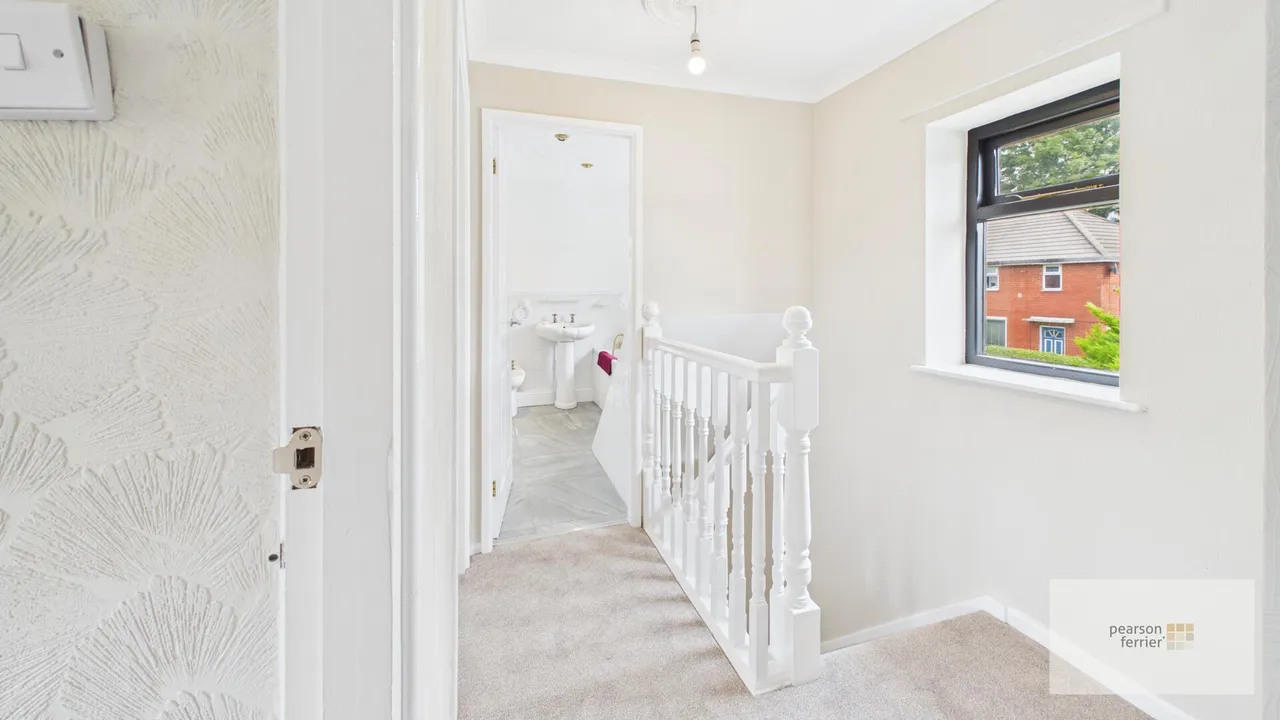 Woodroyd Drive, Bury, BL9 7NH, photo 6