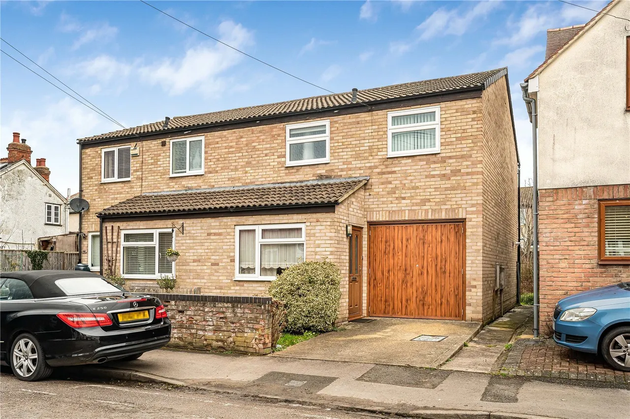 3 bed property for sale, Ferry Road, Marston, OX3