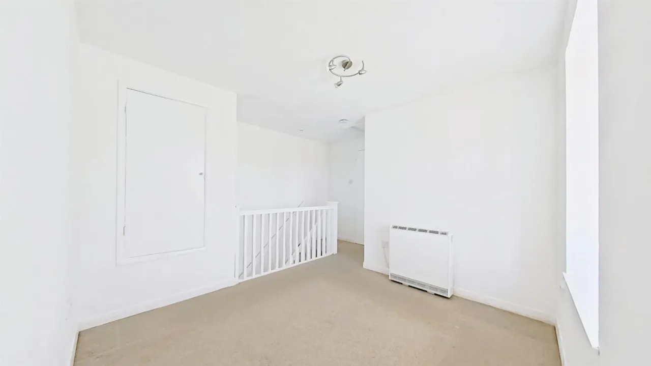 Yeates Drive, Sittingbourne, photo 6