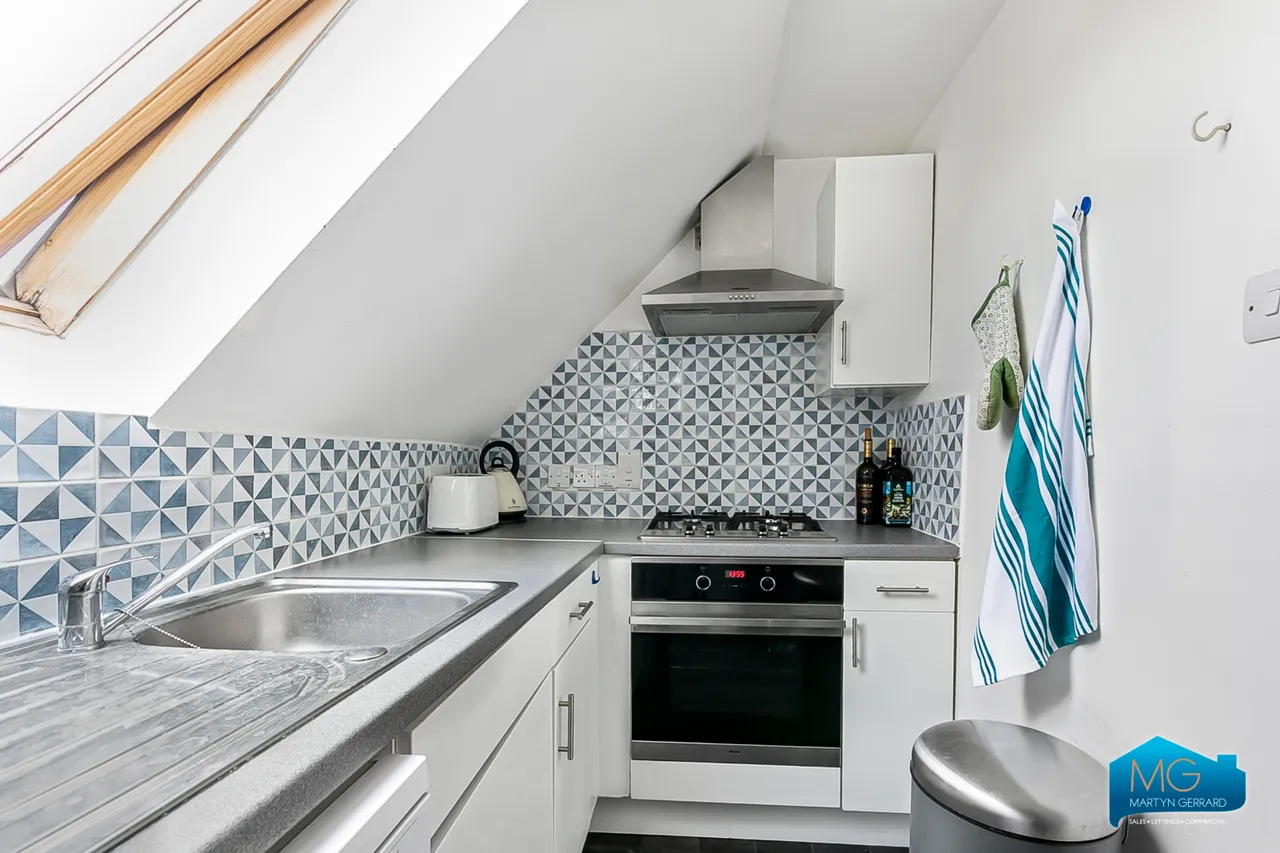 Hillfield Avenue, Crouch End, N8, photo 9