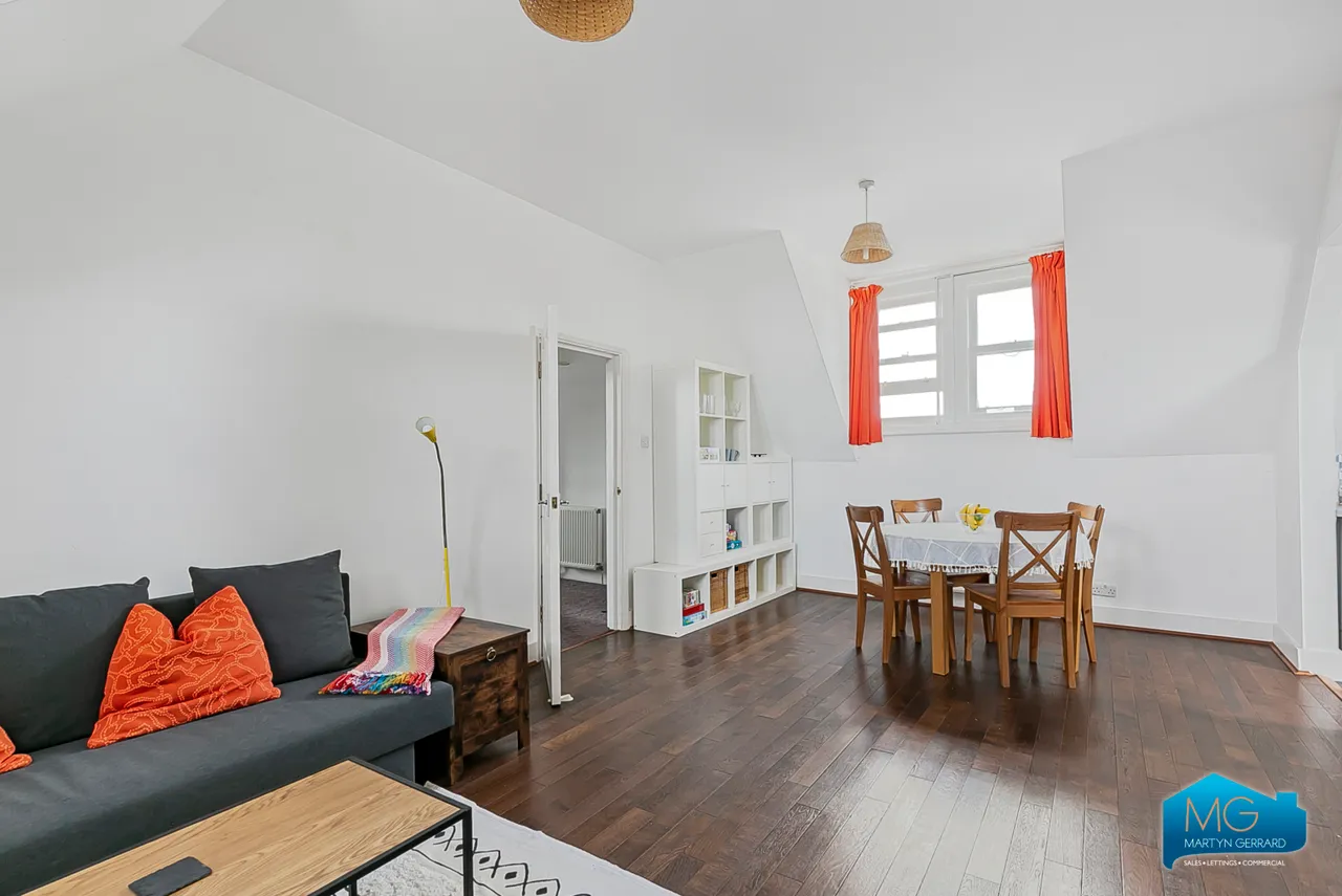 Hillfield Avenue, Crouch End, N8, photo 12