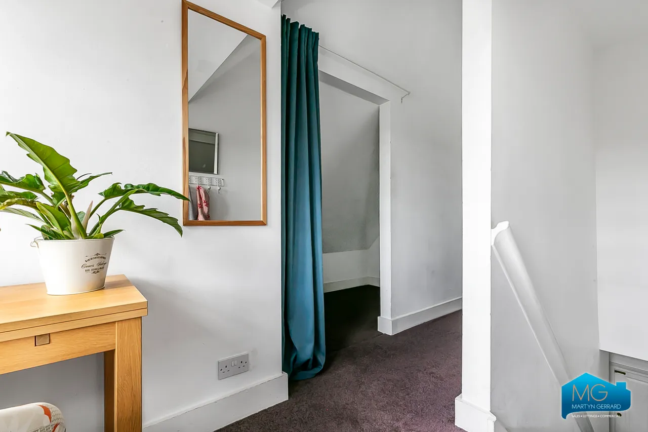 Hillfield Avenue, Crouch End, N8, photo 14