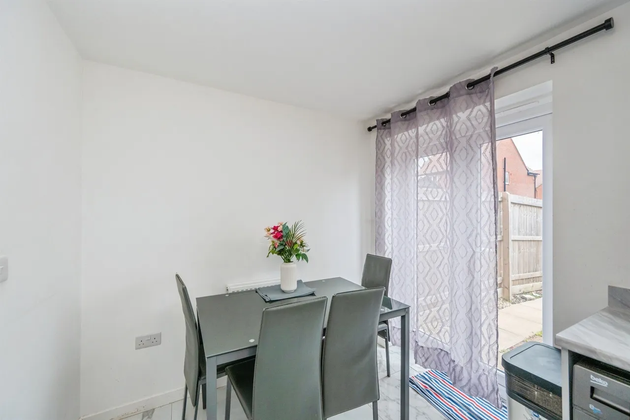 Rochester Close, Chellaston, DE73, photo 5