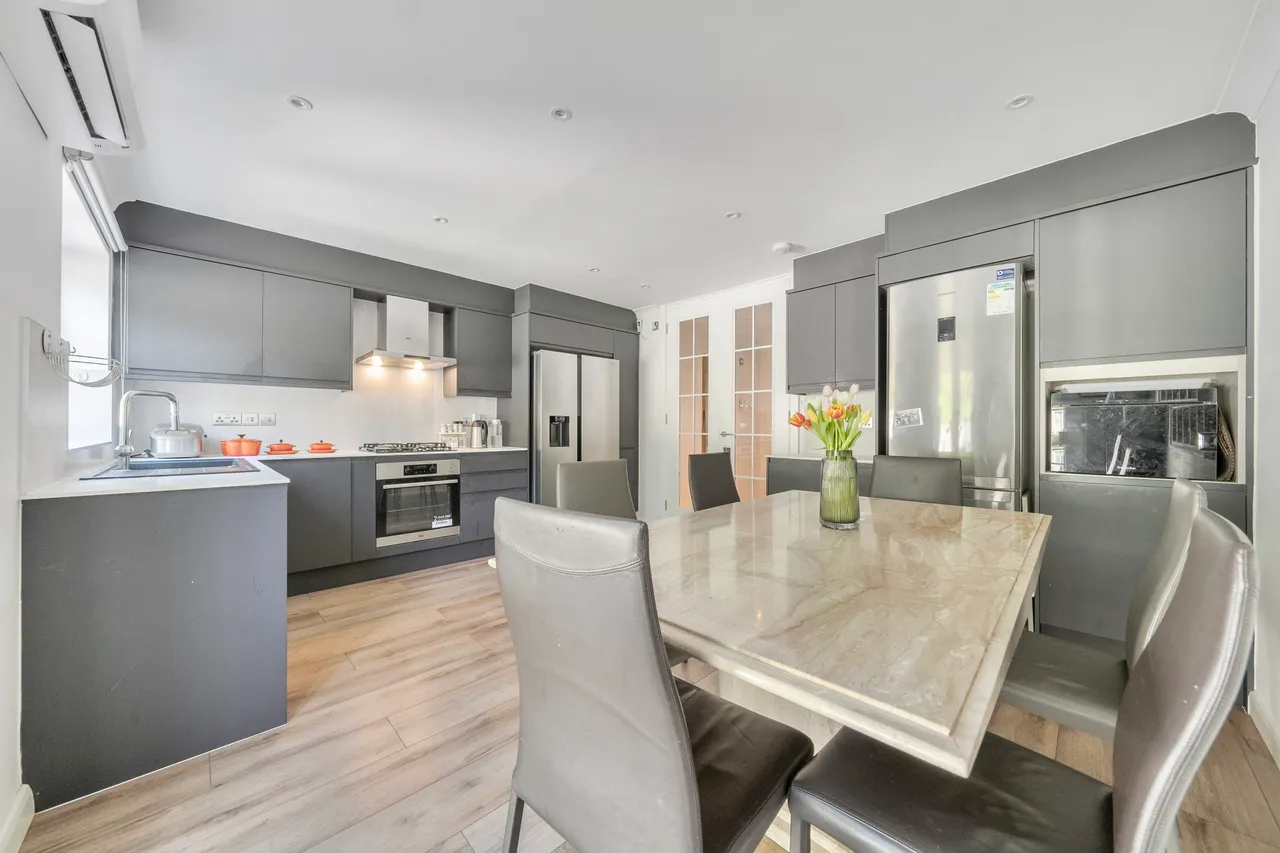 21 Topiary Square, Stanmore Road, Richmond, photo 4