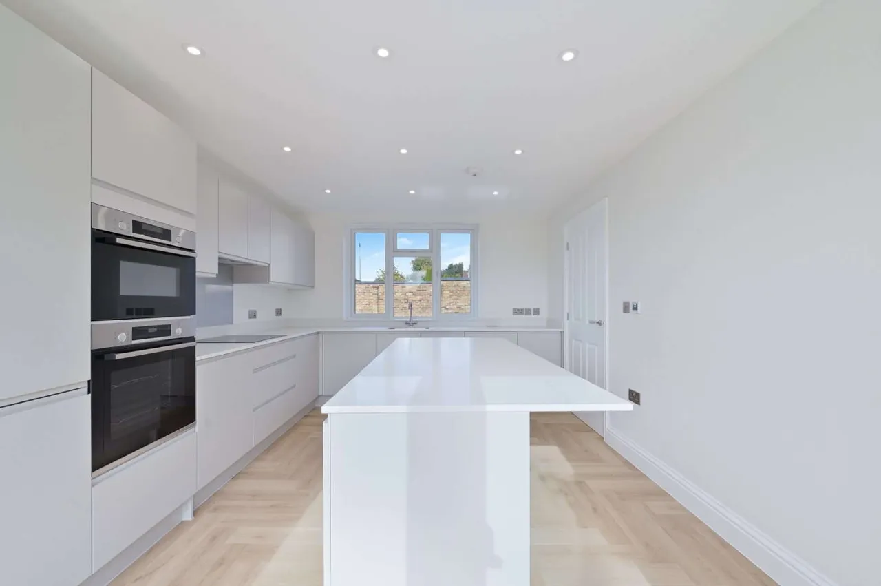 Greenbury Close, Chorleywood, WD3, photo 3