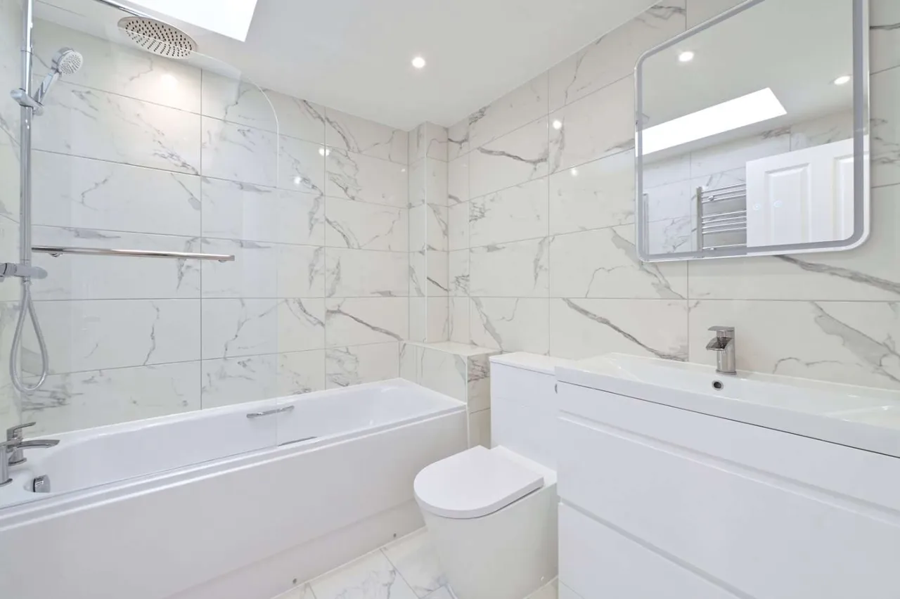 Greenbury Close, Chorleywood, WD3, photo 11