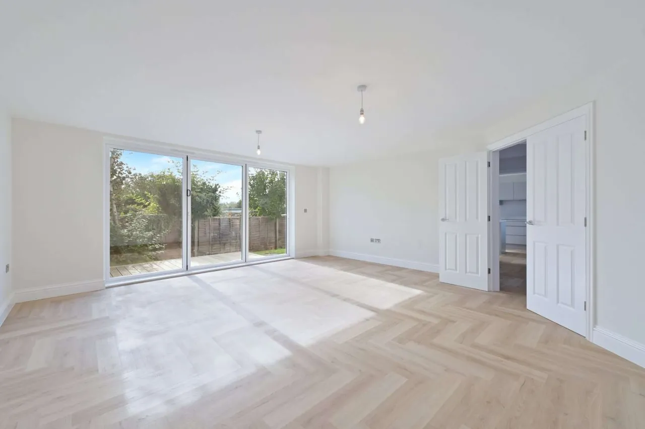 Greenbury Close, Chorleywood, WD3, photo 5
