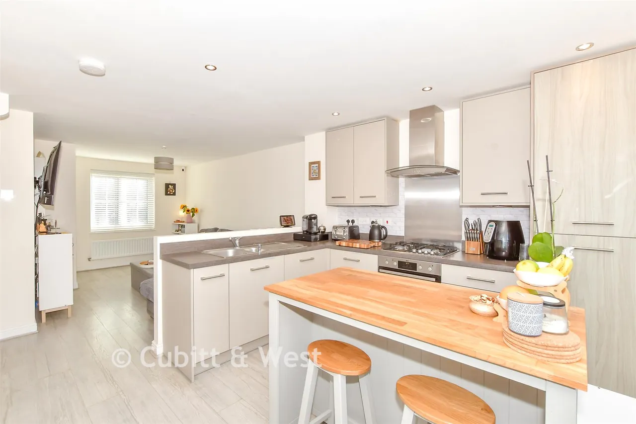 Chervil Drive, Chichester, PO20, photo 5