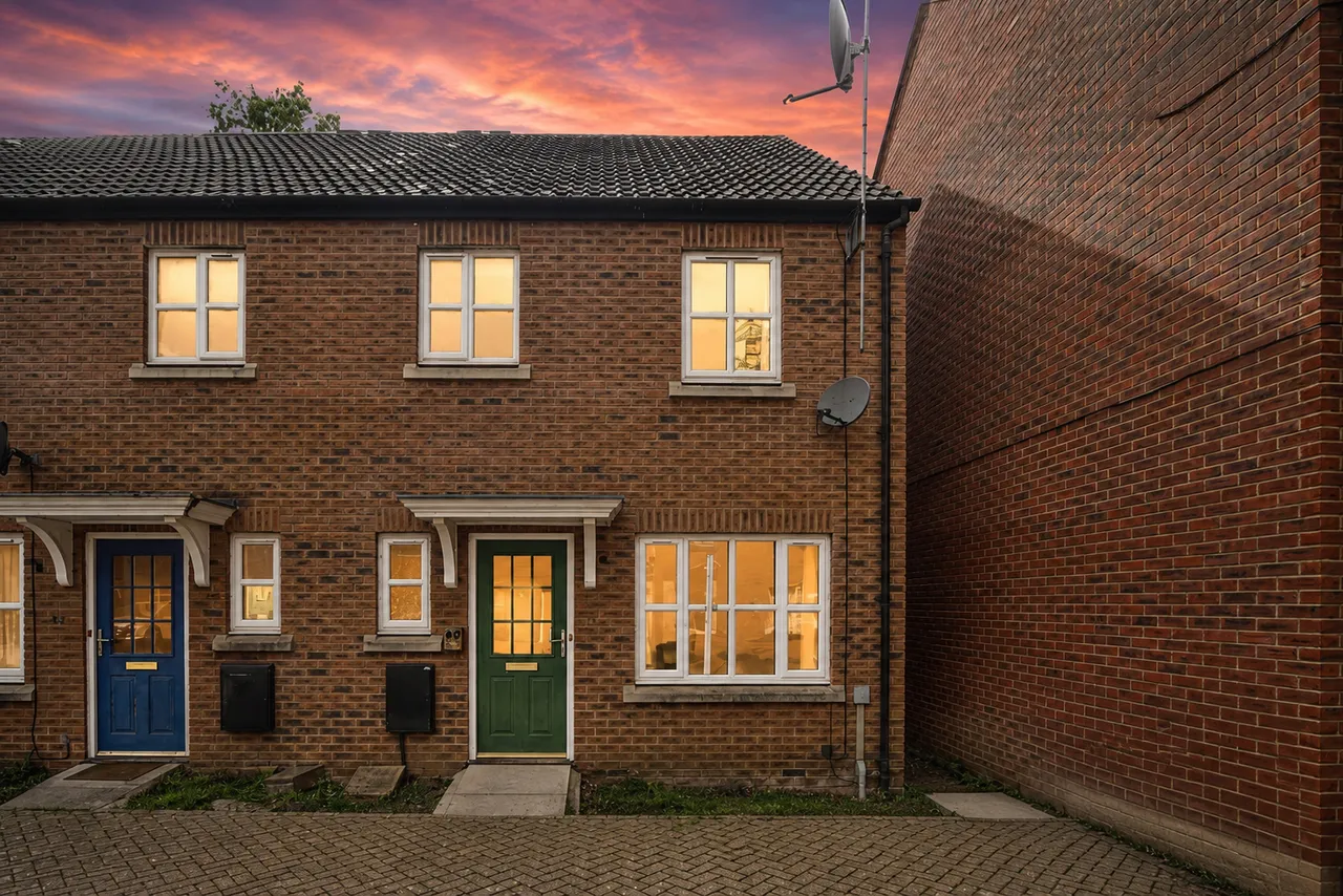 3 bed house for sale — Massingham Park, Taunton