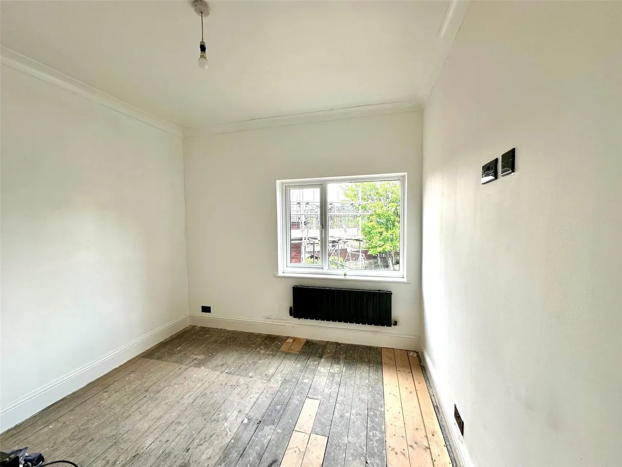Flanshaw Road, Wakefield, West Yorkshire, WF2, photo 8