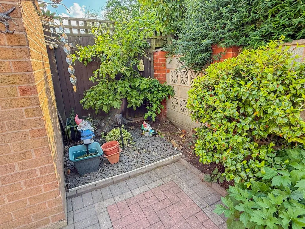 Howes Croft, Castle Vale, B35, photo 23