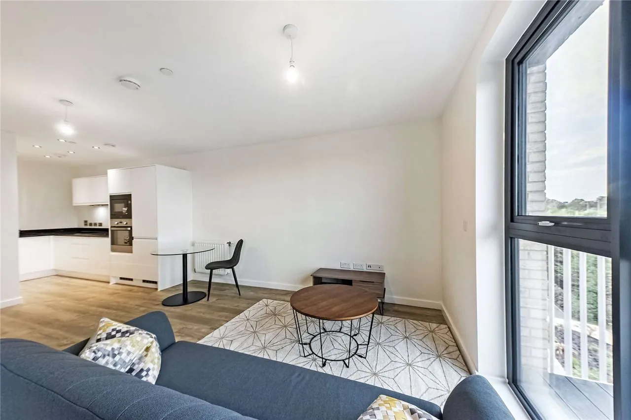 Lakeside Drive, London, NW10 7GS, photo 7