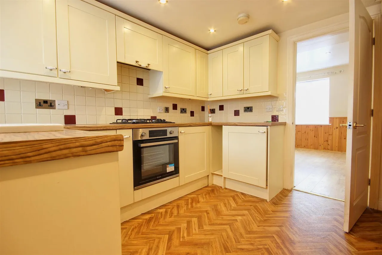 Main Street, North Frodingham, photo 6