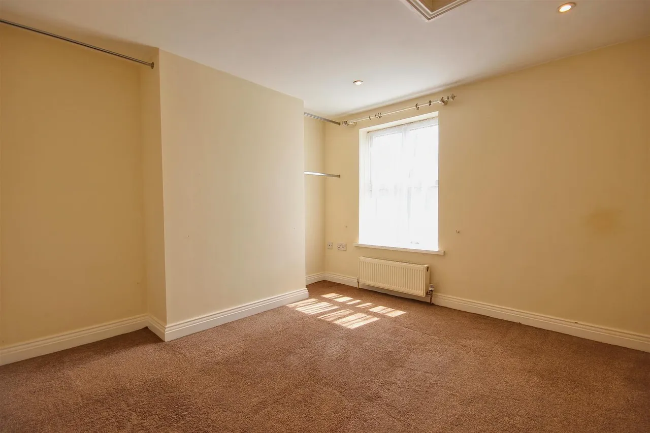 Main Street, North Frodingham, photo 8