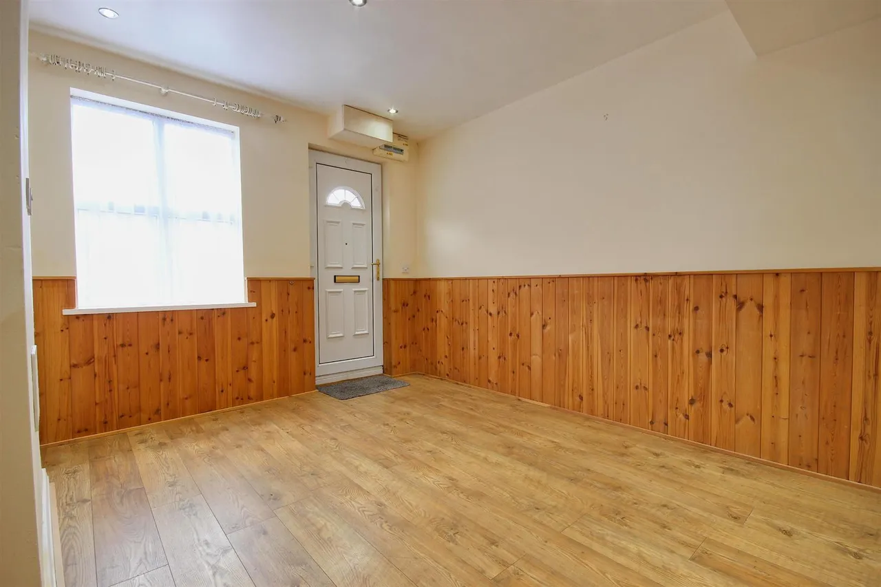 Main Street, North Frodingham, photo 3