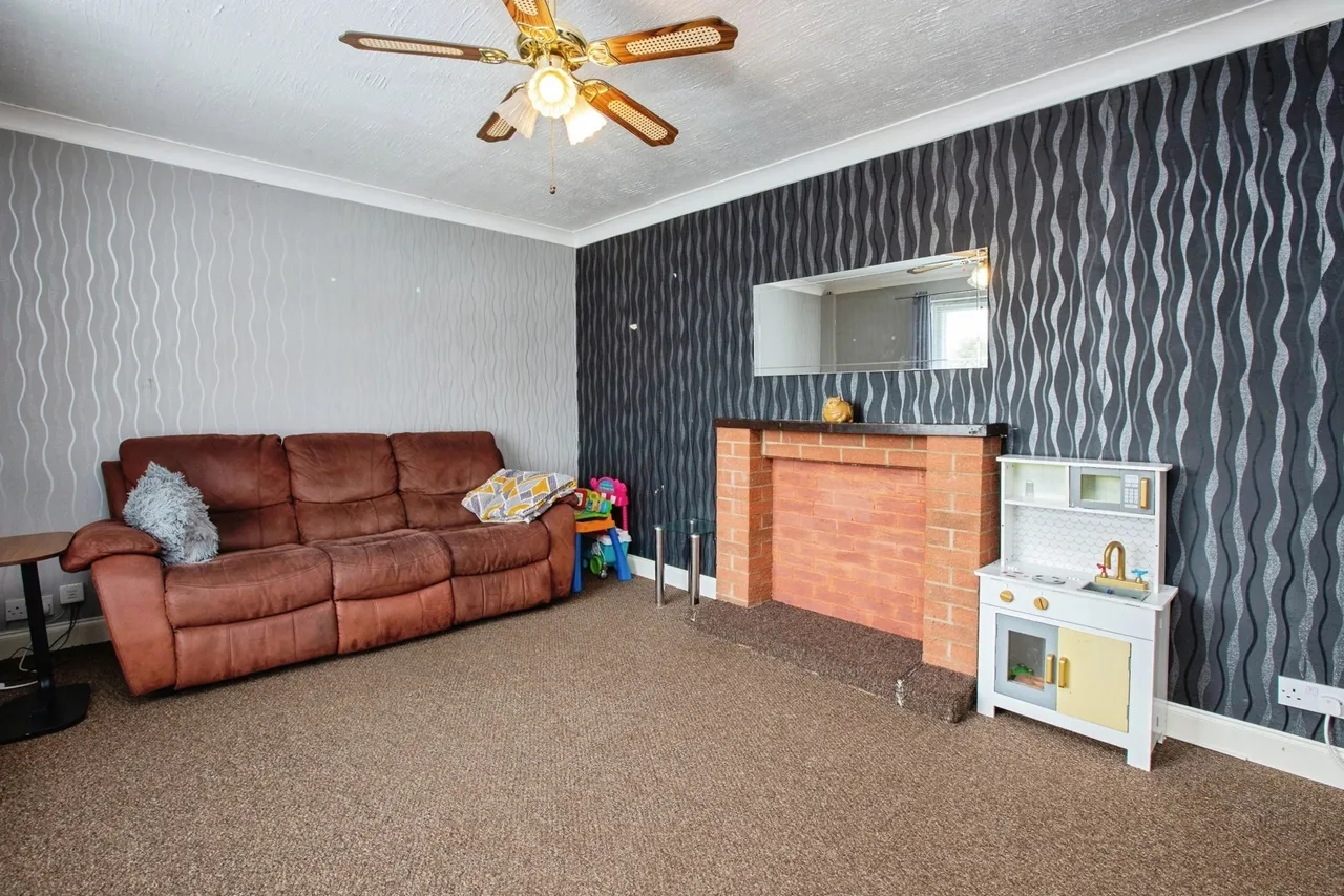 Stone Crescent, Mansfield, NG19, photo 2