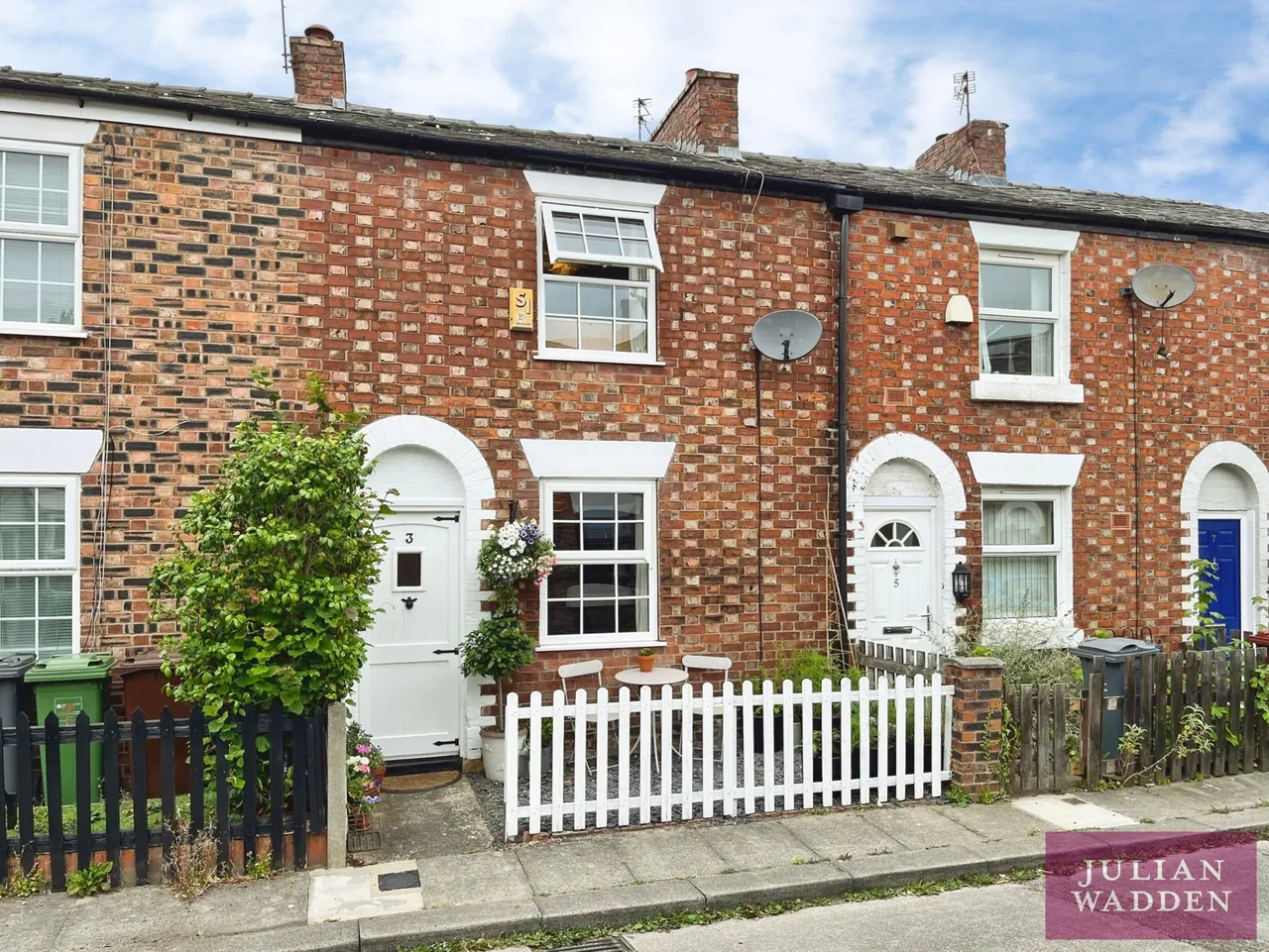 2 bed house for sale, Davenfield Grove, Didsbury Village, M20