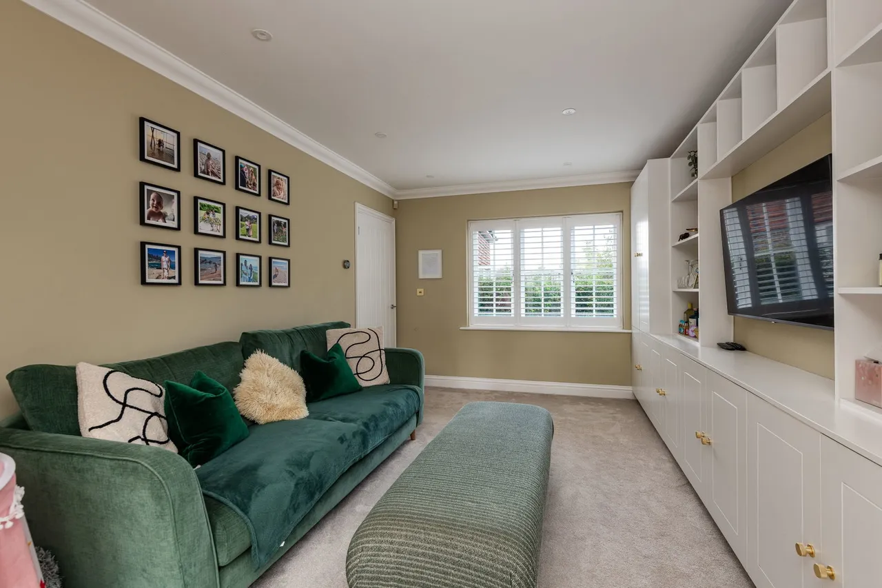 Maidstone Road, Paddock Wood, TN12, photo 4