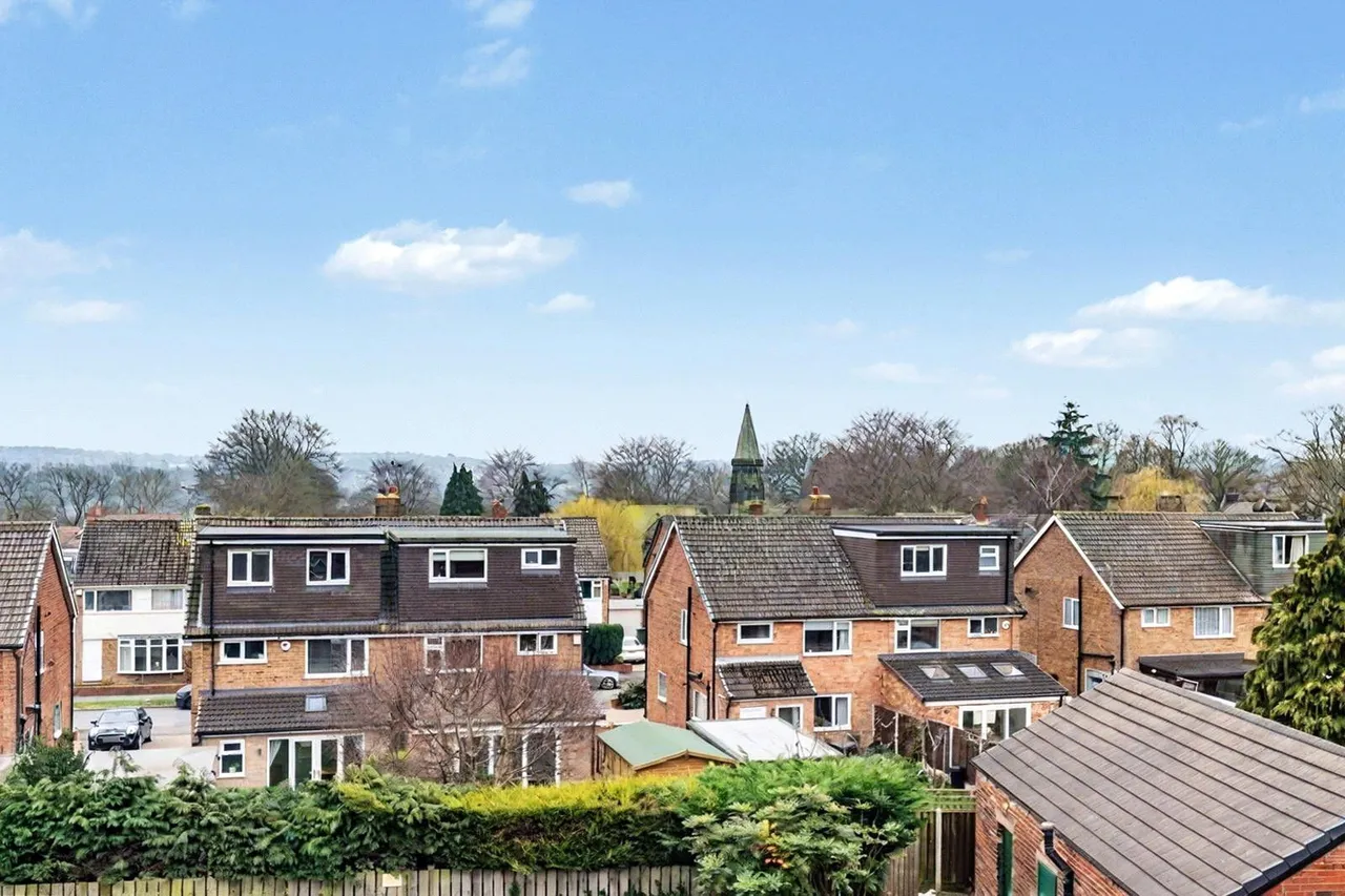 Manor Fold, Horsforth, LS18, photo 12