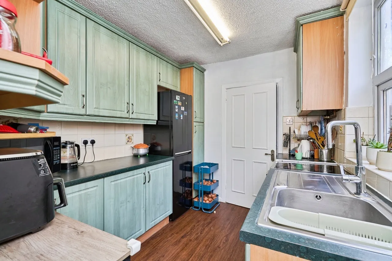 Follyhouse Lane, Walsall, WS1, photo 5