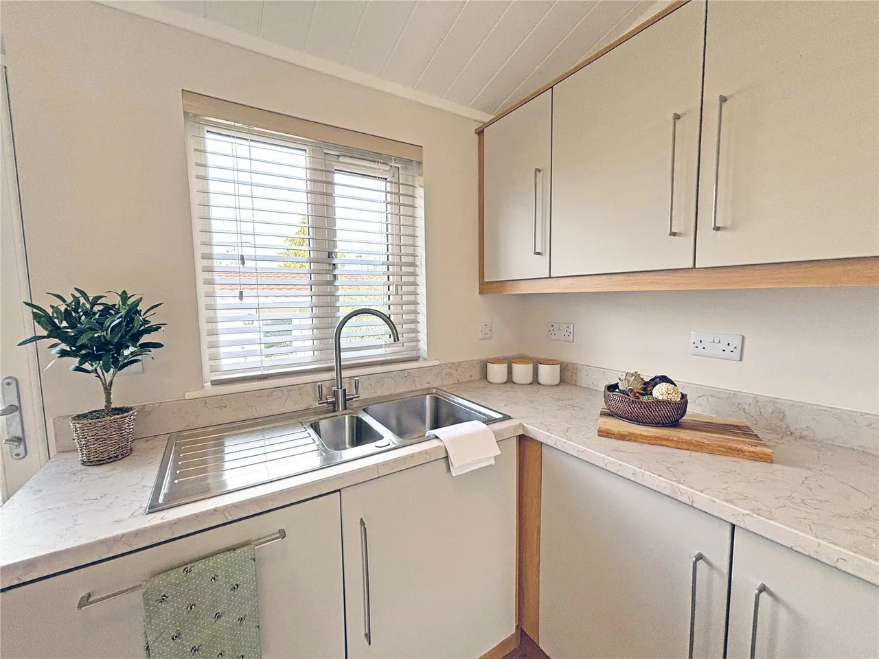 The Orchard, Otter Valley Park, EX14, photo 5