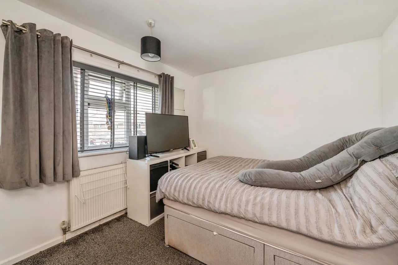 Methersgate, Basildon, Essex, SS14, photo 10