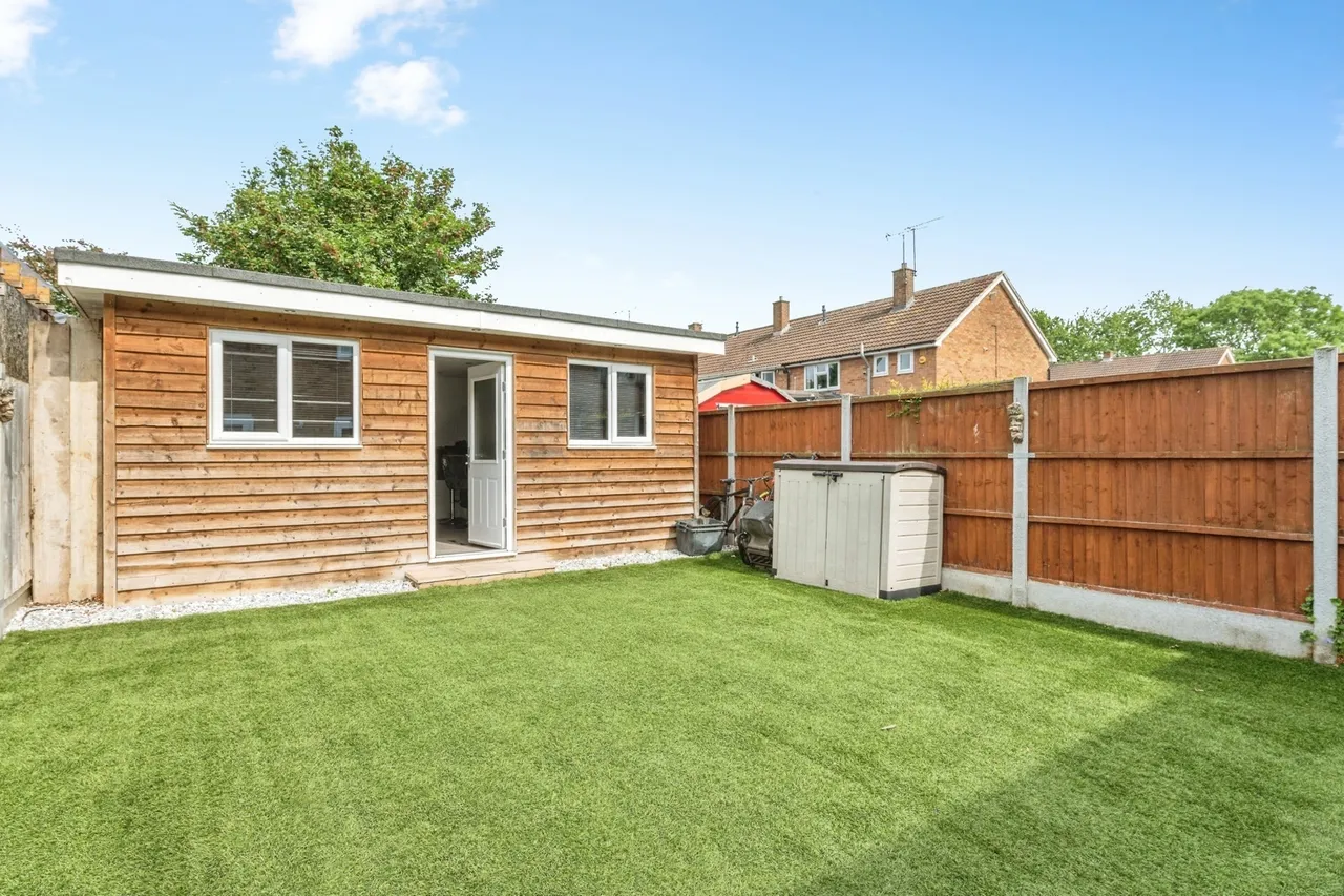 Methersgate, Basildon, Essex, SS14, photo 20