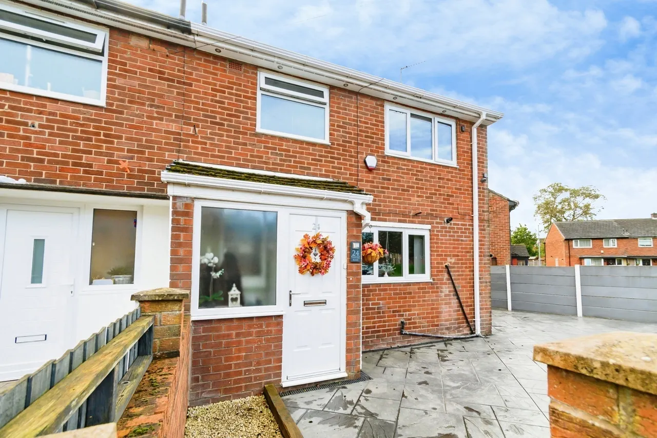 Tintern Road, Middleton, M24, photo 20