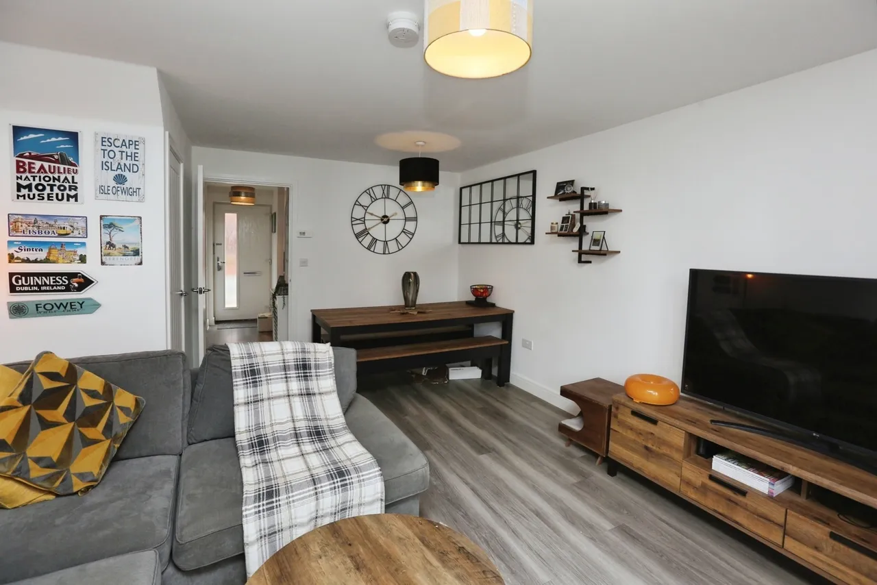 Barn Owl Close, Whiteley, PO15, photo 10
